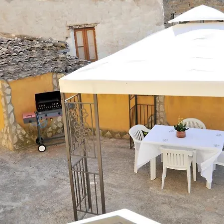 فندق مبيت وإفطار San Michele أغريجنتو